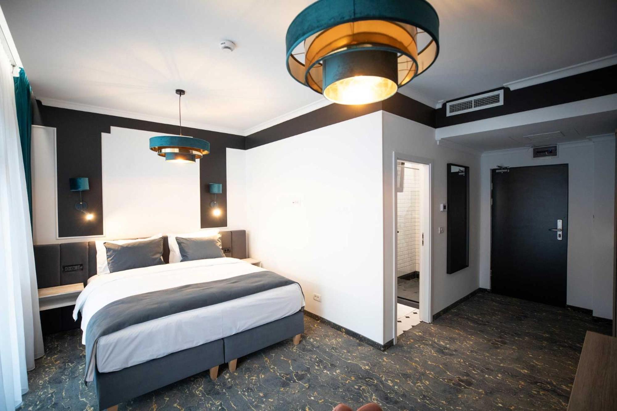 Opera Hotel ทิมิชัวรา ภายนอก รูปภาพ