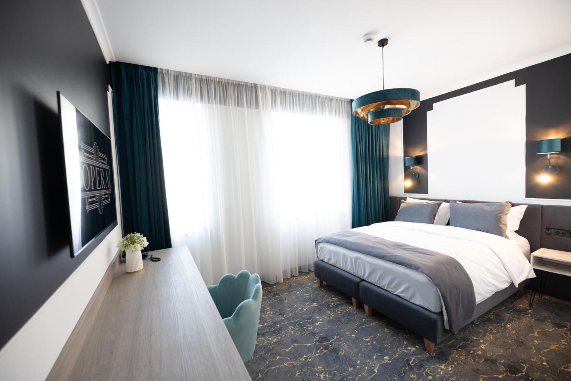 Opera Hotel ทิมิชัวรา ภายนอก รูปภาพ