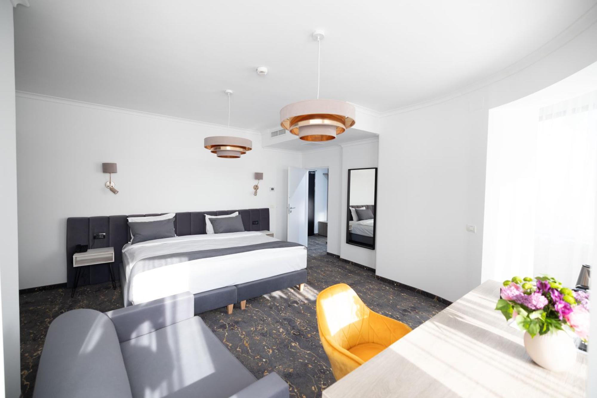 Opera Hotel ทิมิชัวรา ภายนอก รูปภาพ