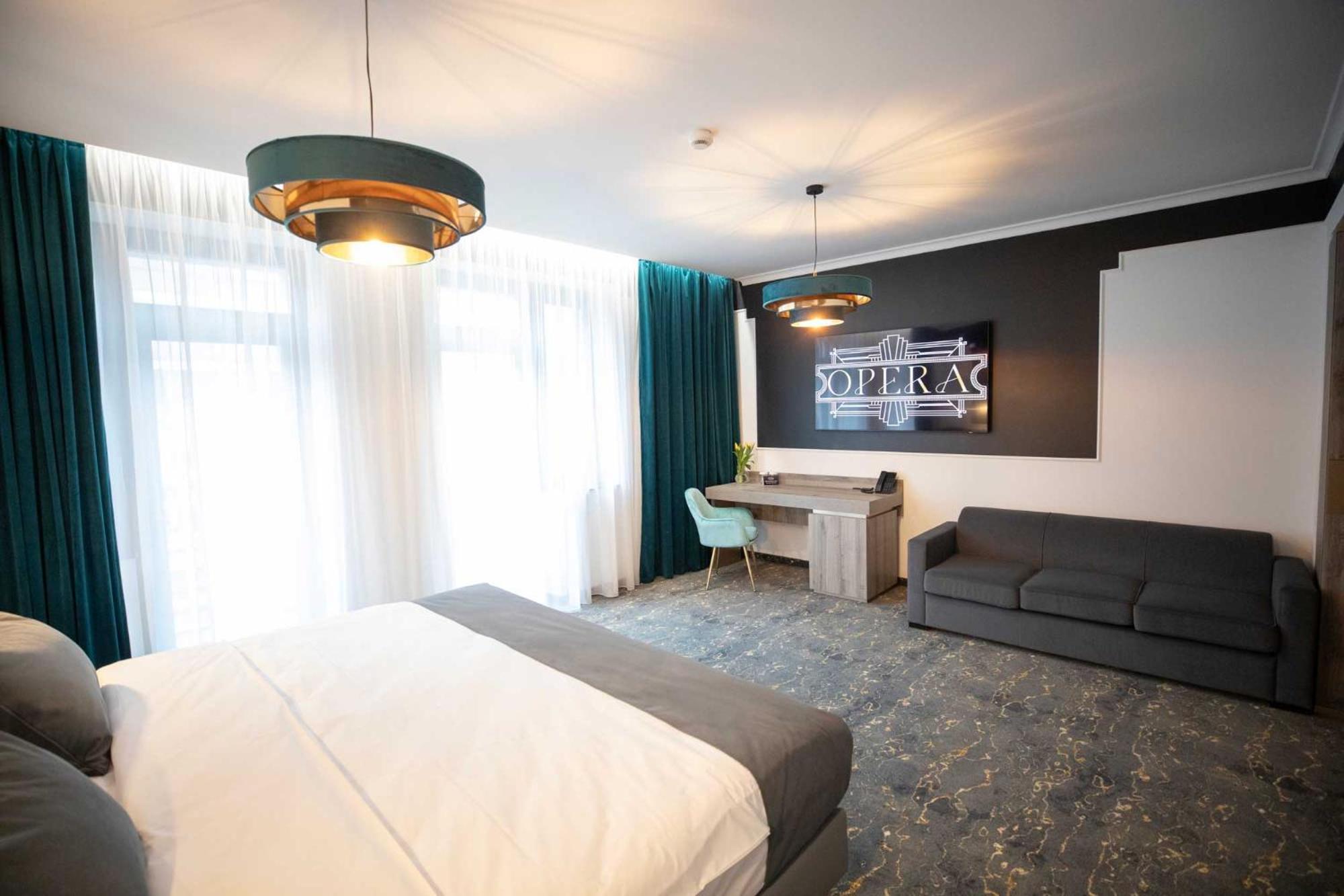 Opera Hotel ทิมิชัวรา ภายนอก รูปภาพ