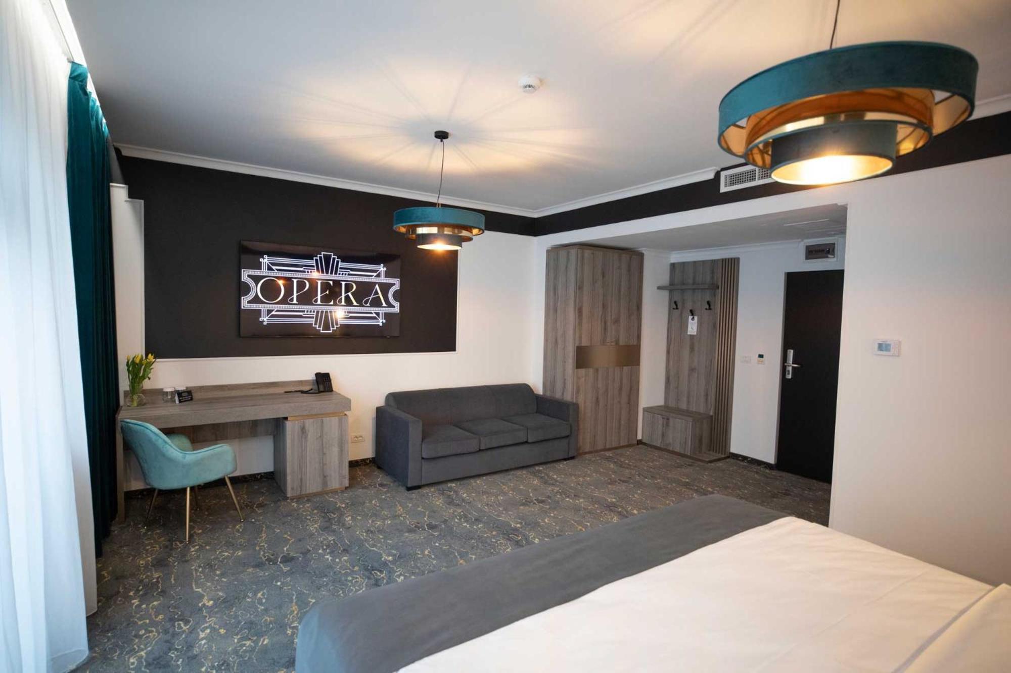 Opera Hotel ทิมิชัวรา ภายนอก รูปภาพ